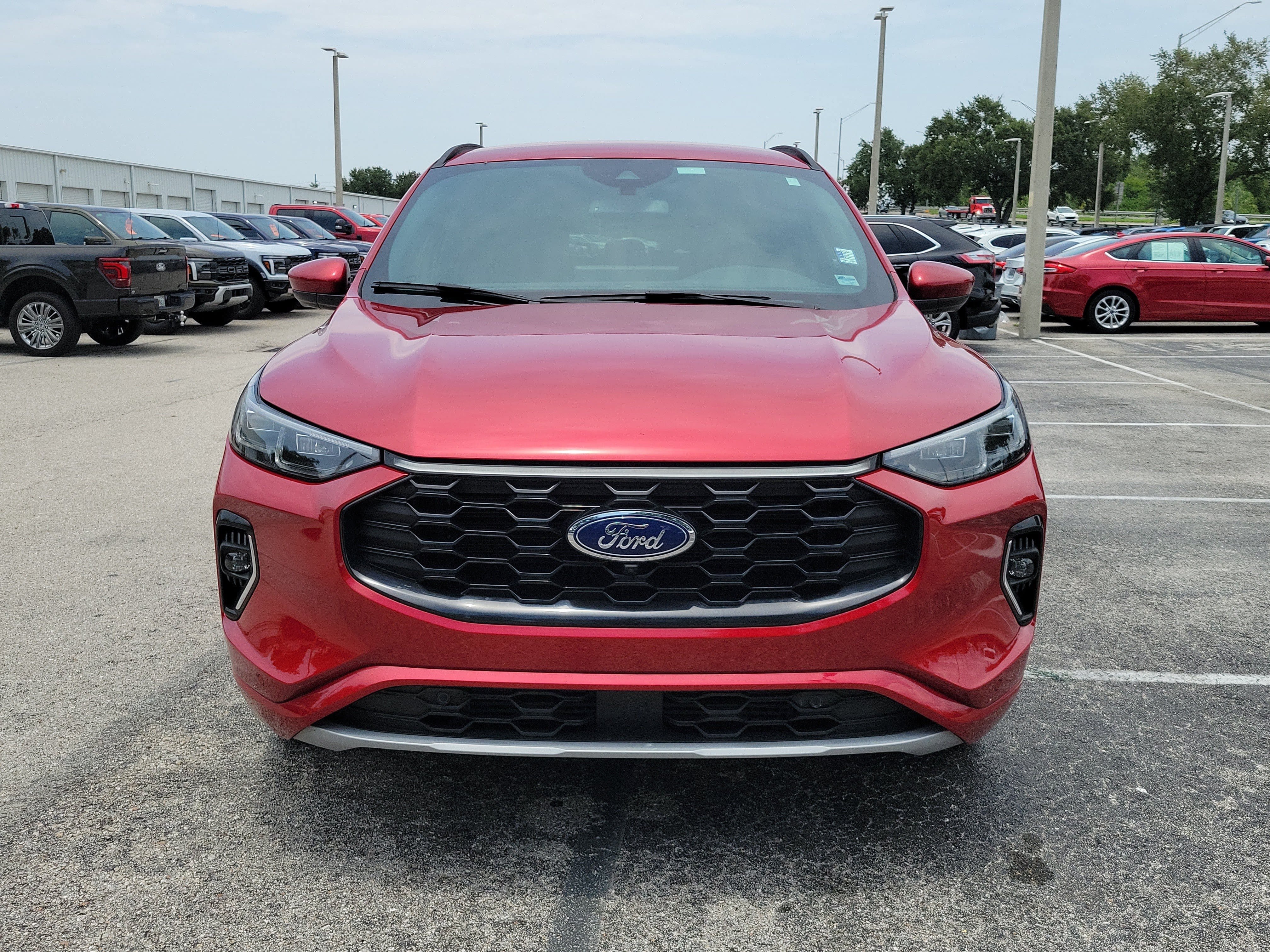 Certified 2023 Ford Escape ST-Line Elite AWD/4WD image 2
