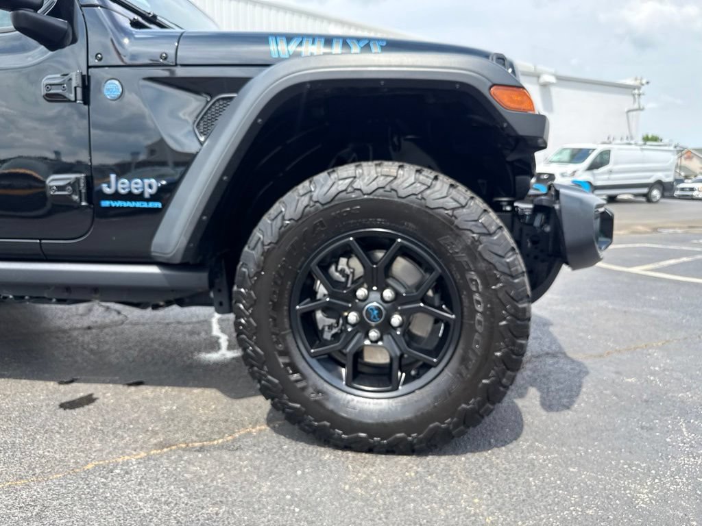 Used 2024 Jeep Wrangler Unlimited AWD/4WD image 43