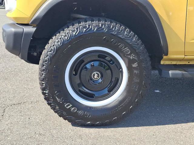 Certified 2024 Ford Bronco Heritage Edition AWD/4WD image 30