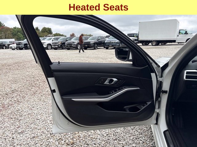 Used 2026 BMW 330i xDrive Sedan AWD/4WD image 13