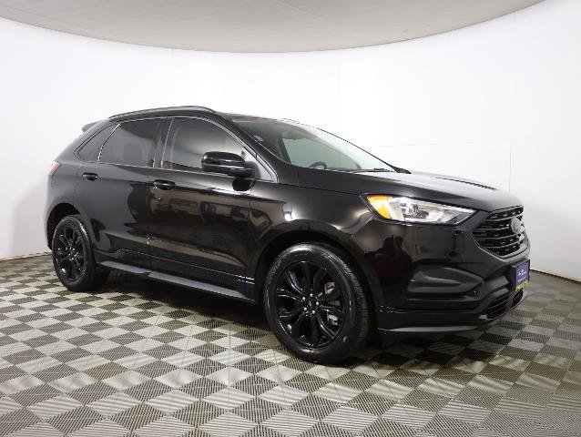 Certified 2024 Ford Edge SE w/ Black Appearance Package AWD/4WD image 4