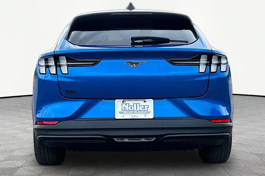 Certified 2025 Ford Mustang Mach-E Premium AWD/4WD image 4