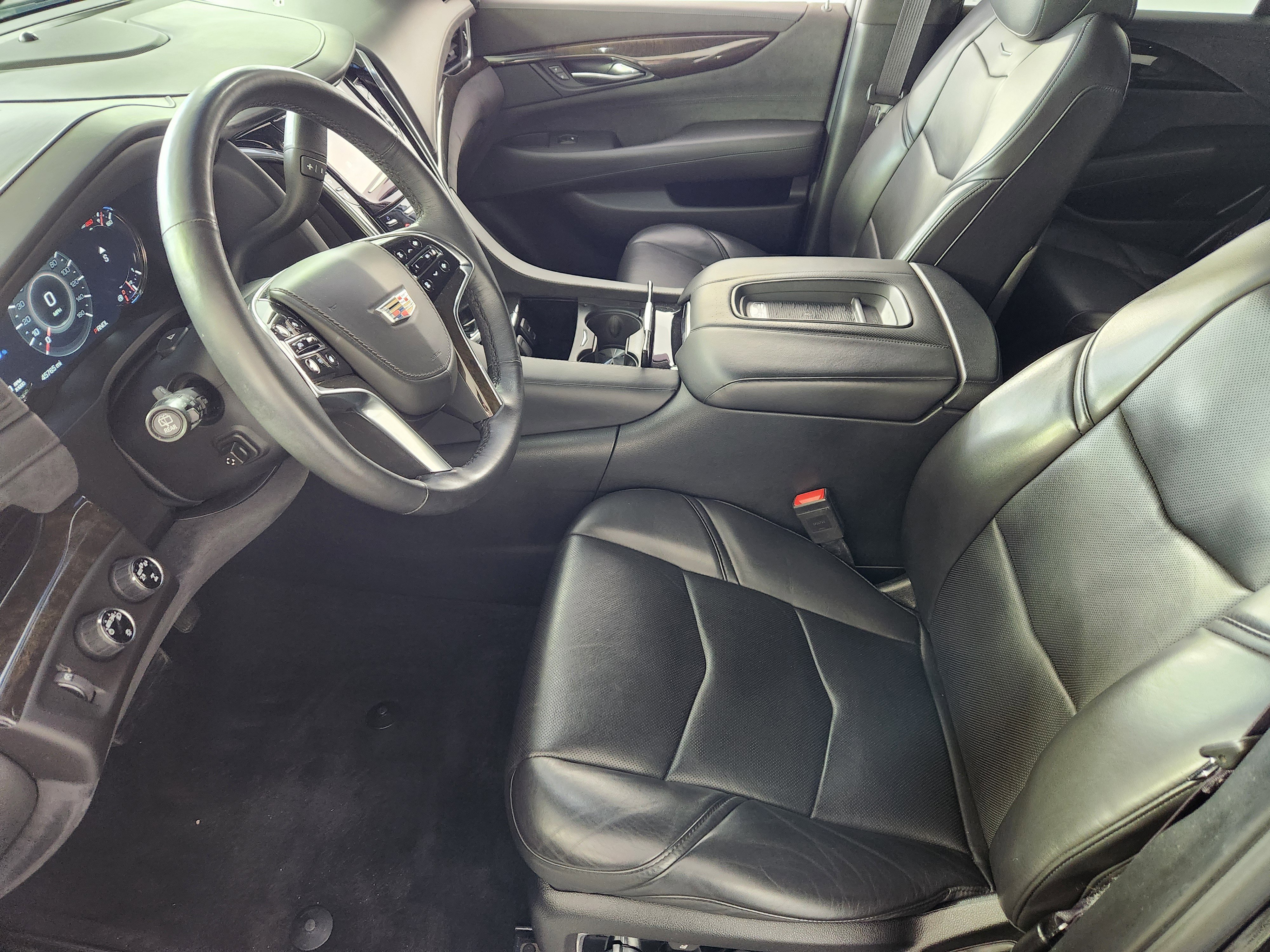 Used 2017 Cadillac Escalade Platinum image 11