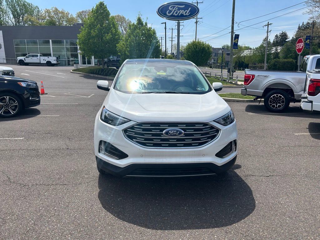 Certified 2023 Ford Edge Titanium AWD/4WD image 7