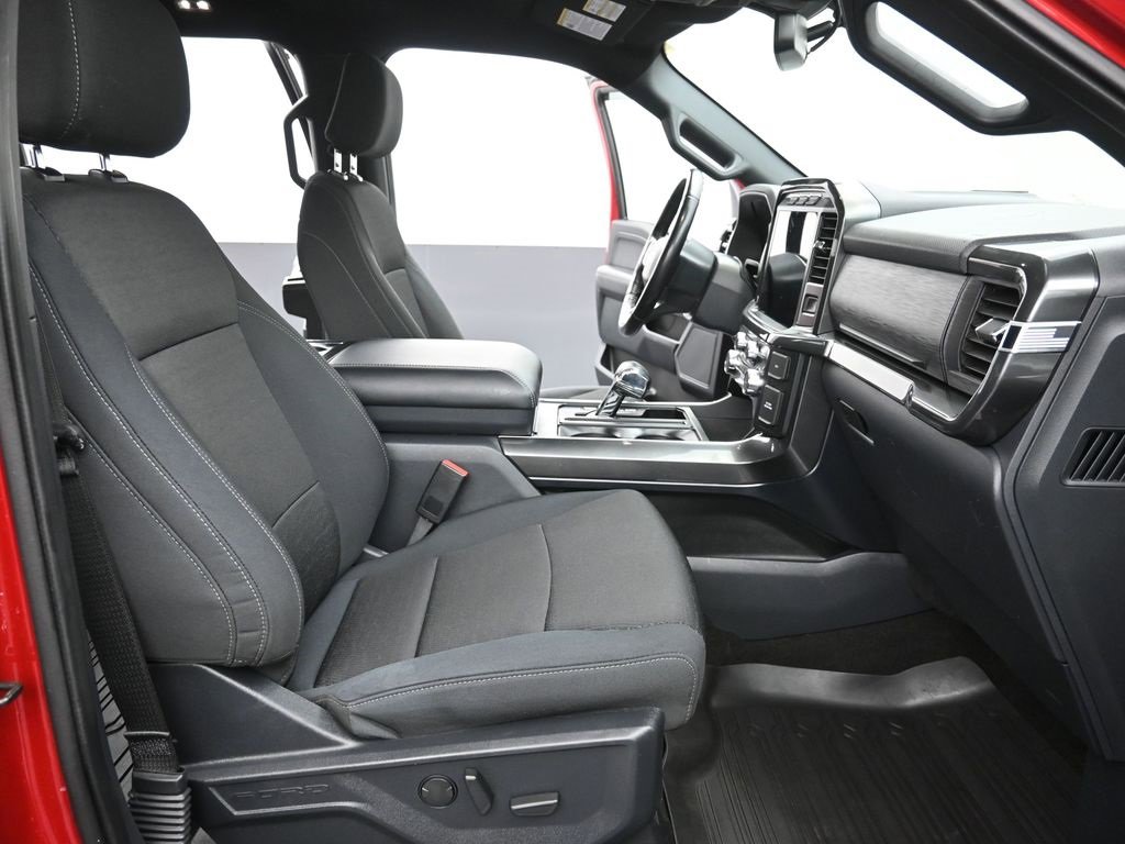 Certified 2022 Ford F150 XLT w/ Equipment Group 302A High image 25