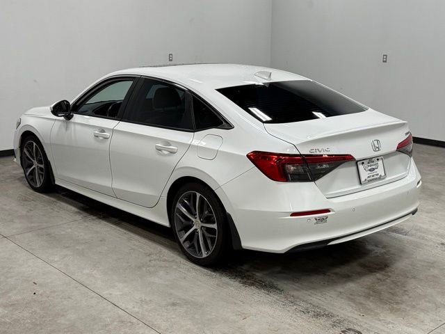Used 2022 Honda Civic Touring image 9