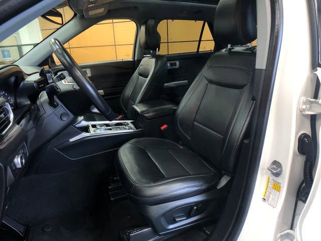 Certified 2022 Ford Explorer Limited w/ Equipment Group 301A AWD/4WD image 10