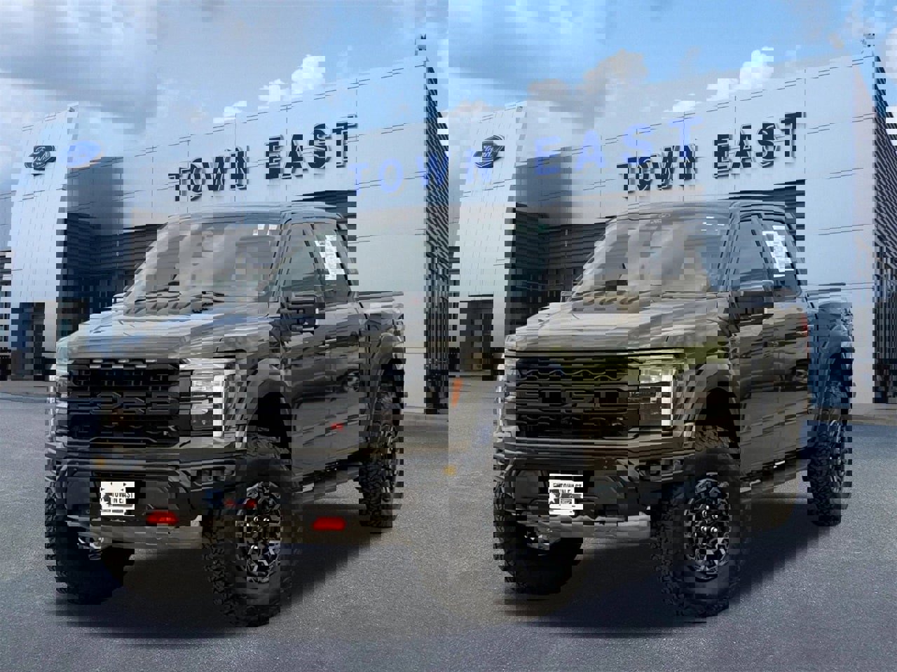 Certified 2025 Ford F150 Raptor w/ Equipment Group 803A Raptor R image 1