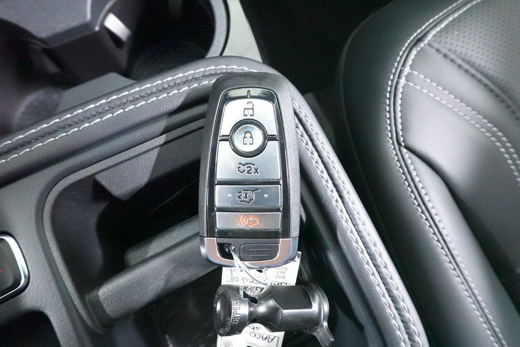 Certified 2025 Ford Mustang Mach-E Premium AWD/4WD image 23