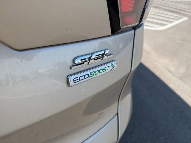 Certified 2018 Ford Escape SEL FWD image 9