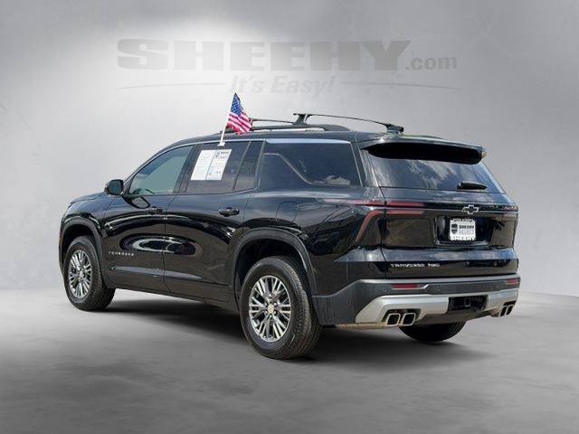 Used 2025 Chevrolet Traverse LT w/ Driver Confidence Package AWD/4WD image 13