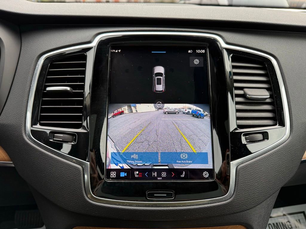 Used 2023 Volvo XC90 B6 Plus image 22