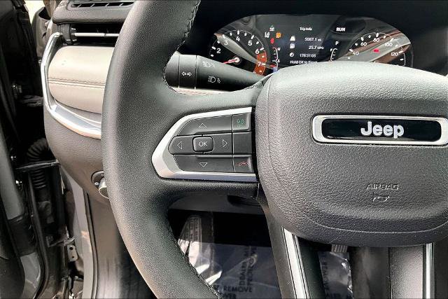 Used 2023 Jeep Compass Limited AWD/4WD image 17