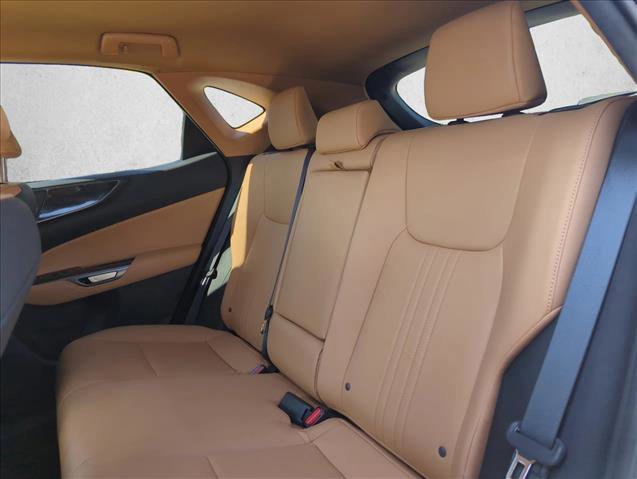 Used 2023 Lexus NX 250 FWD w/ Towing Package (2000 Lbs) image 21