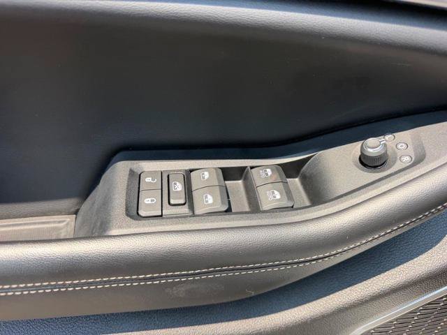 Used 2024 Jeep Grand Cherokee Limited 4xe AWD/4WD image 21