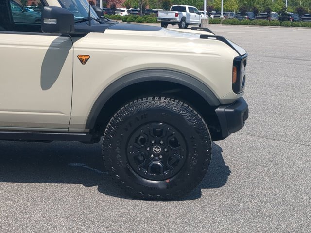 Certified 2025 Ford Bronco Badlands AWD/4WD image 11