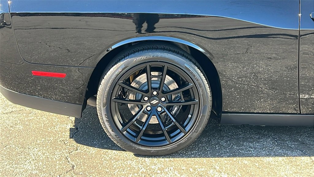 Used 2022 Dodge Challenger R/T Scat Pack w/ Dynamics Package image 5