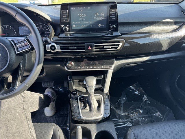Used 2021 Kia Seltos EX image 17
