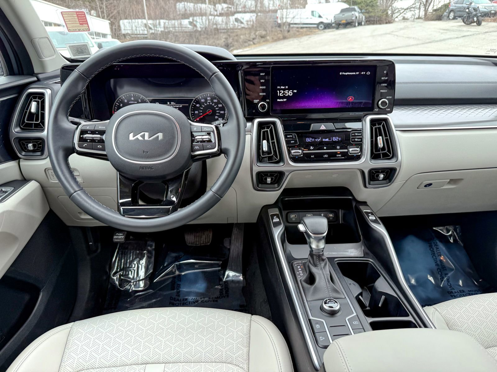 Used 2023 Kia Sorento S FWD image 22