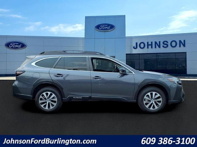 Used 2024 Subaru Outback Premium w/ Popular Package #1A AWD/4WD image 2