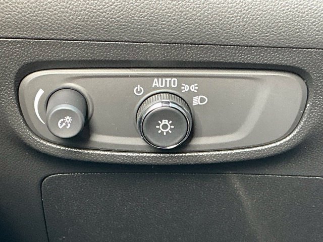 Used 2026 Buick Encore GX Sport Touring w/ Advanced Technology Package FWD image 38
