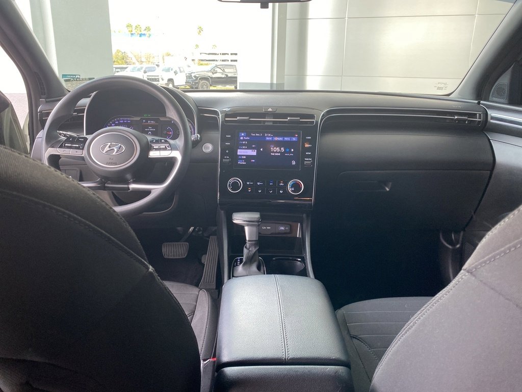 Used 2023 Hyundai Santa Cruz SEL image 25