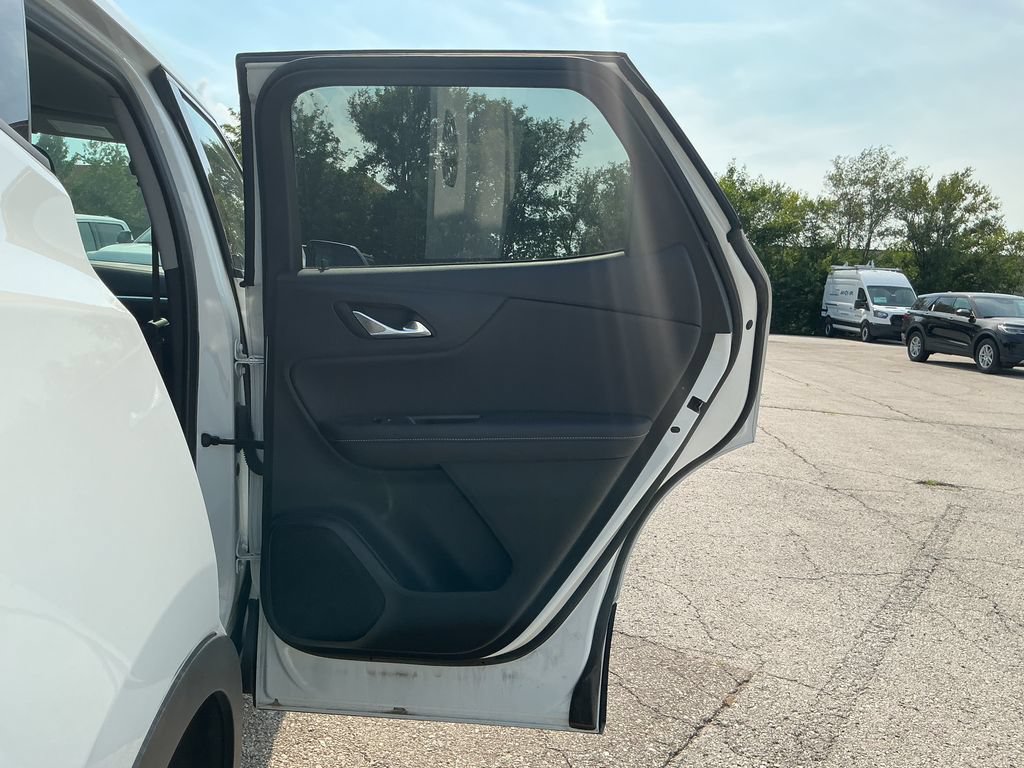 Used 2024 Chevrolet Blazer LT w/ Convenience Package FWD image 14