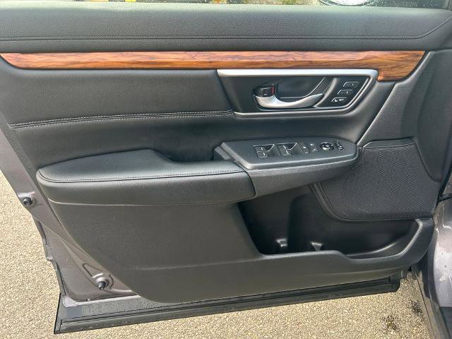 Used 2020 Honda CR-V Touring image 16