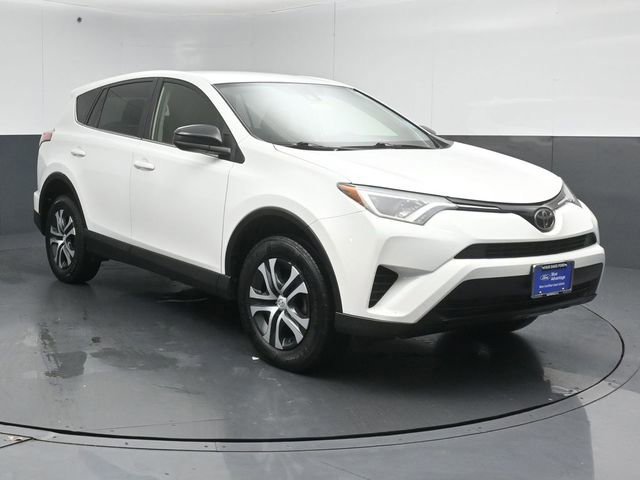Used 2018 Toyota RAV4 LE w/ All Weather Liner Package AWD/4WD image 19