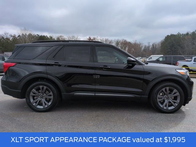 Certified 2023 Ford Explorer XLT w/ Equipment Group 202A image 4