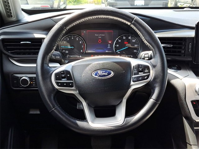 Certified 2022 Ford Explorer XLT w/ Class IV Trailer Tow Package image 27