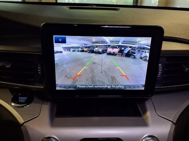 Certified 2023 Ford Explorer XLT w/ Equipment Group 202A AWD/4WD image 7