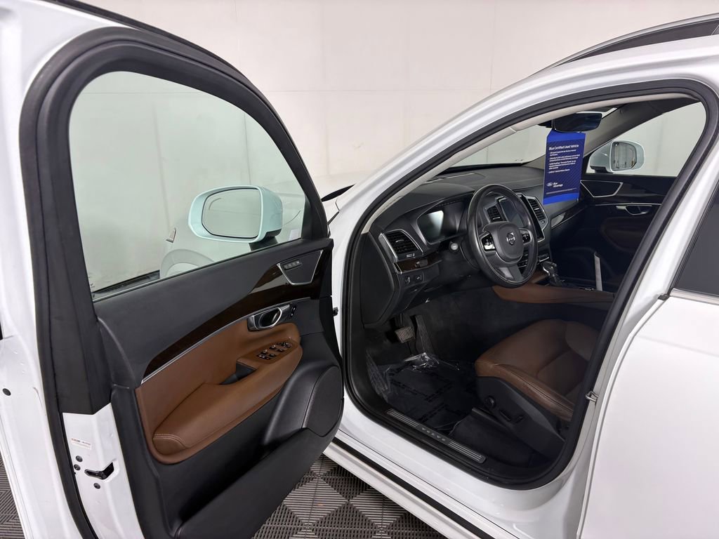 Used 2019 Volvo XC90 T6 Momentum w/ Advanced Package AWD/4WD image 11