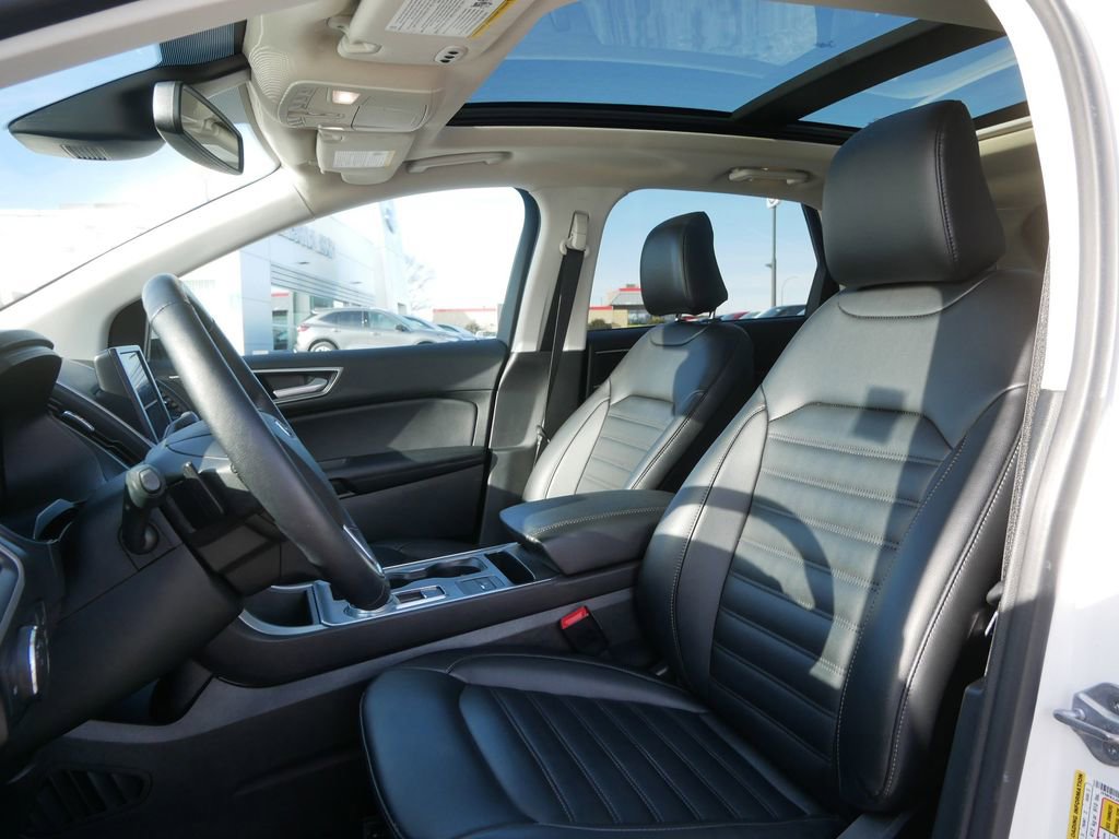 Certified 2022 Ford Edge SEL w/ Convenience Package image 9