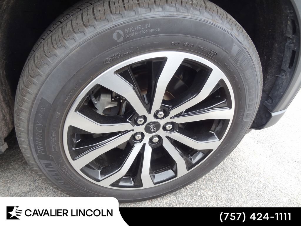 Certified 2022 Ford Explorer ST-Line w/ Class IV Trailer Tow Package AWD/4WD image 11