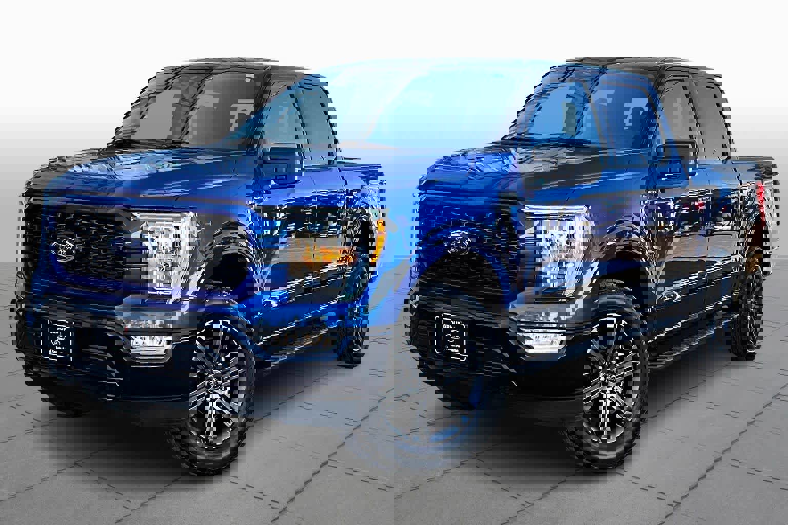 Certified 2023 Ford F150 XLT w/ Equipment Group 302A High image 6