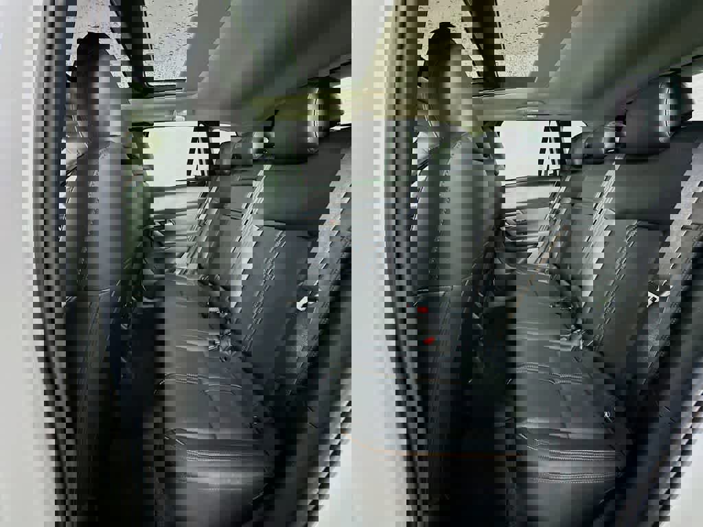 Used 2025 MAZDA CX-50 AWD 2.5 S w/ Premium Plus Pkg image 17