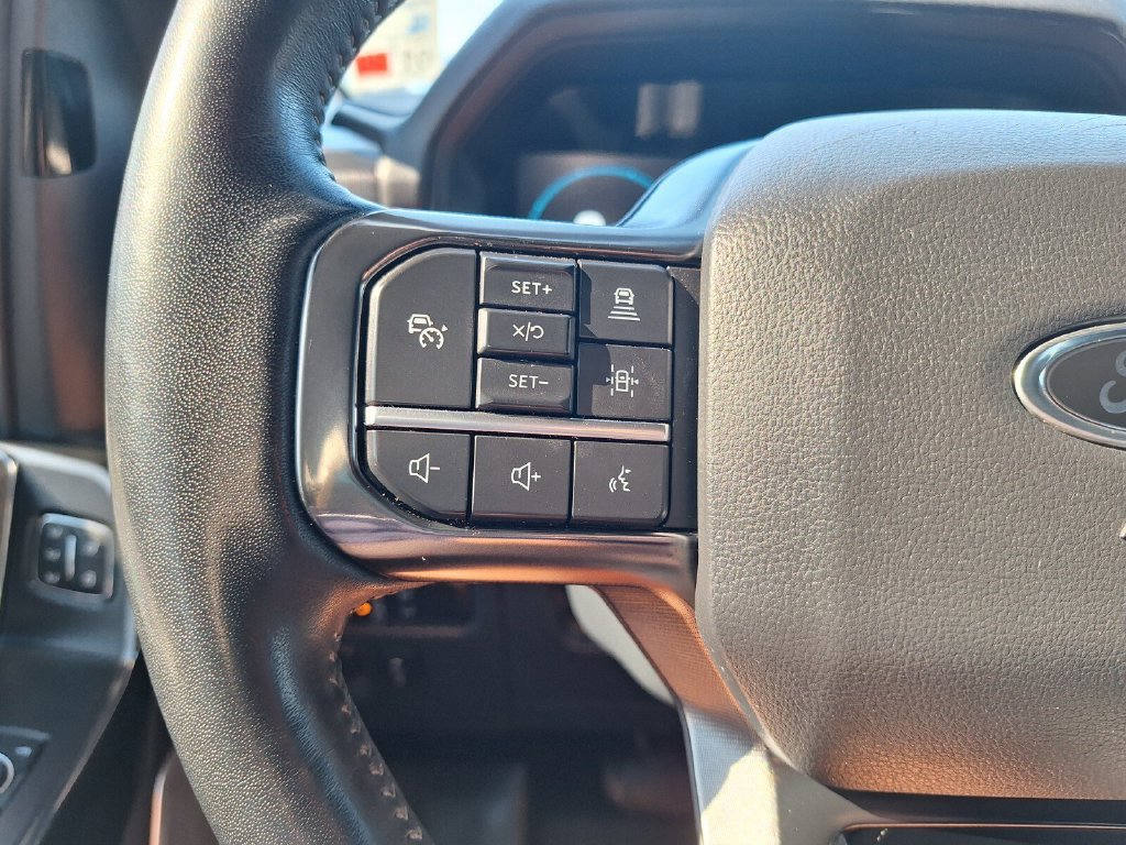 Certified 2022 Ford F150 Platinum w/ Equipment Group 701A High AWD/4WD image 17