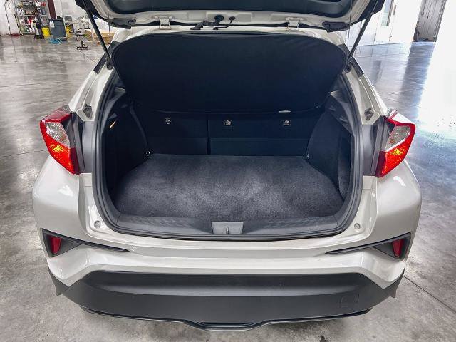 Used 2019 Toyota C-HR LE FWD image 23