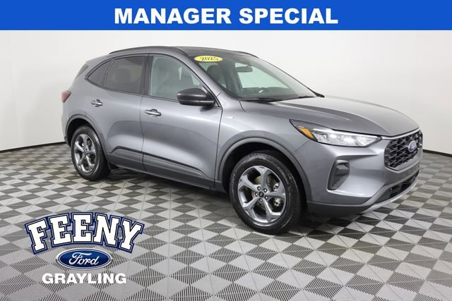 Certified 2025 Ford Escape ST-Line w/ Tech Pack #1 AWD/4WD image 1