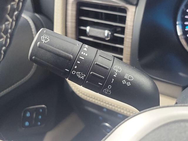 Certified 2022 Ford Expedition Limited image 15