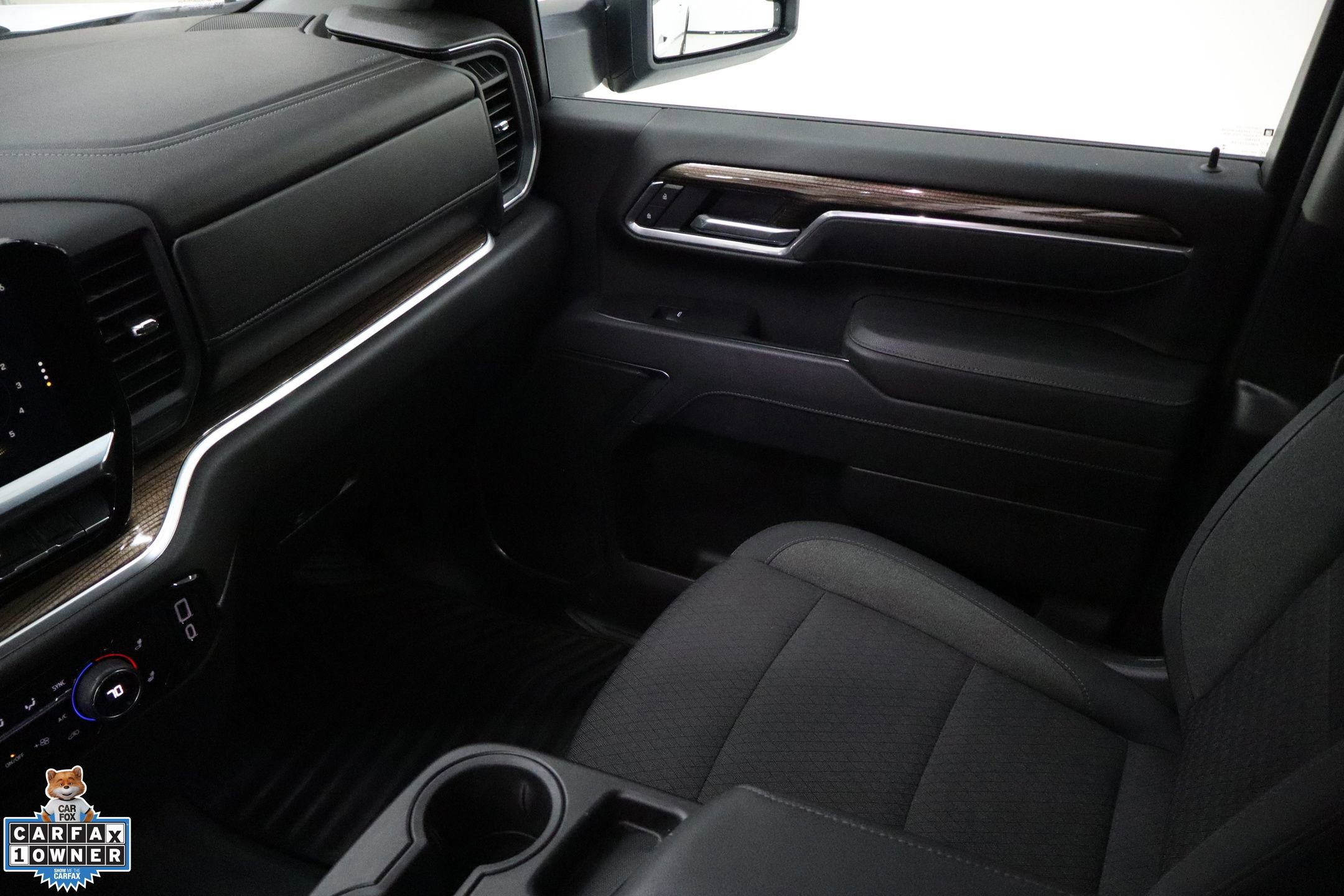 Used 2025 Chevrolet Silverado 2500 LT w/ Safety Package AWD/4WD image 19