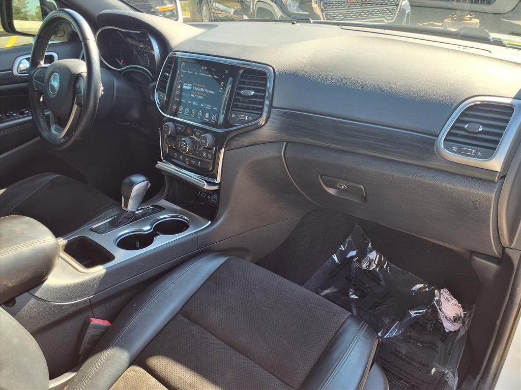 Used 2021 Jeep Grand Cherokee Laredo X image 23
