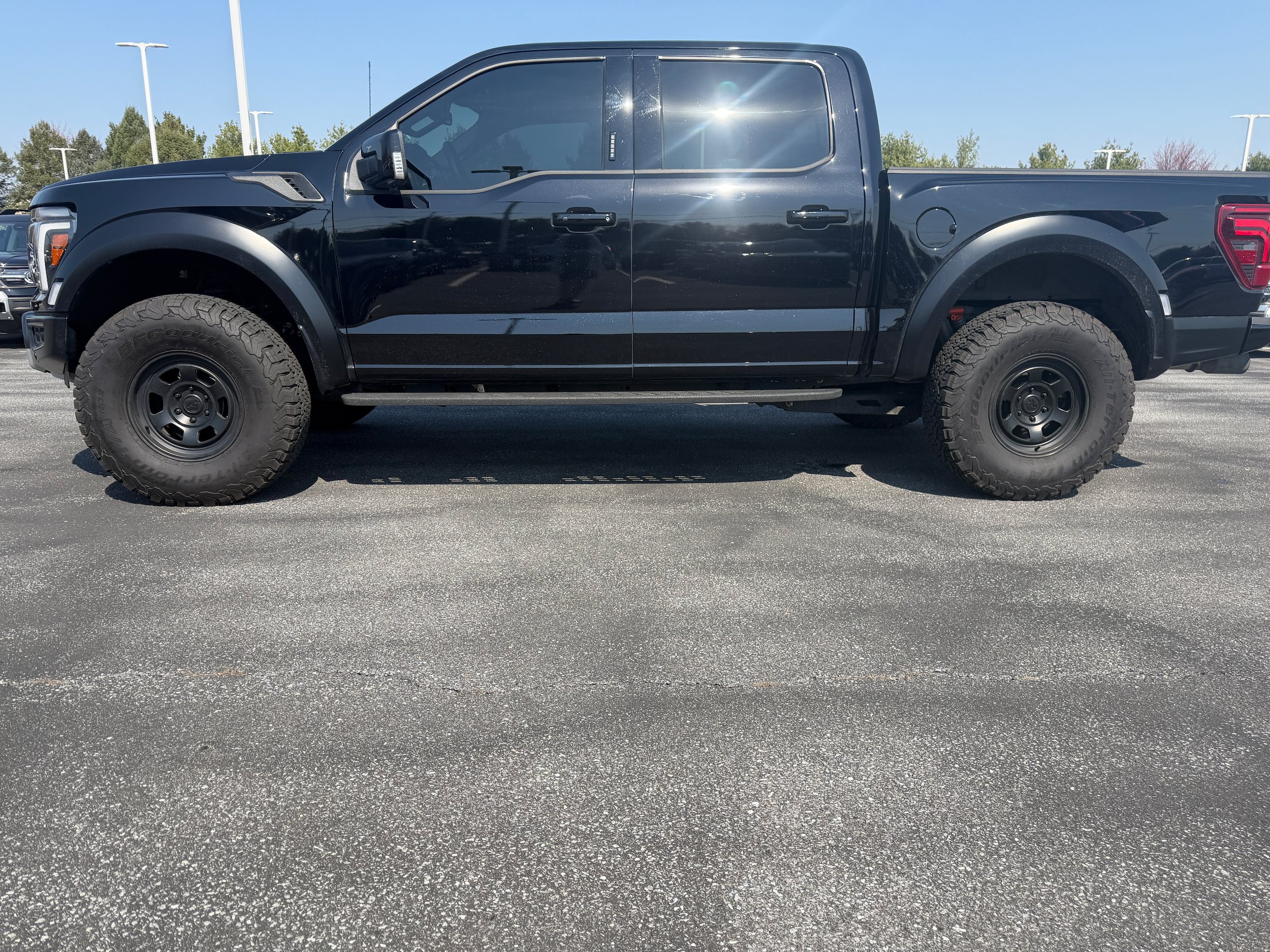 Certified 2024 Ford F150 Raptor AWD/4WD image 2