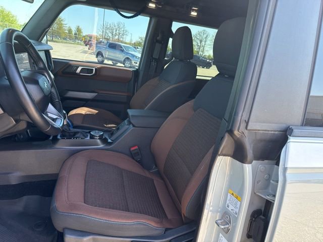 Certified 2023 Ford Bronco Outer Banks w/ Sasquatch Package AWD/4WD image 11