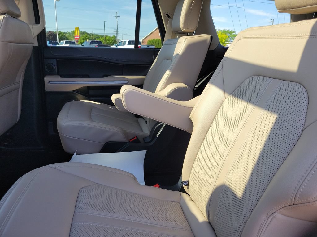 Certified 2023 Ford Expedition Limited AWD/4WD image 12