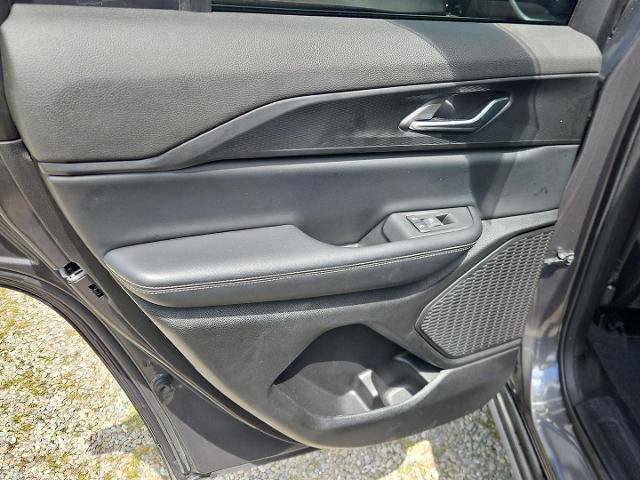 Used 2024 Jeep Grand Cherokee Altitude AWD/4WD image 18