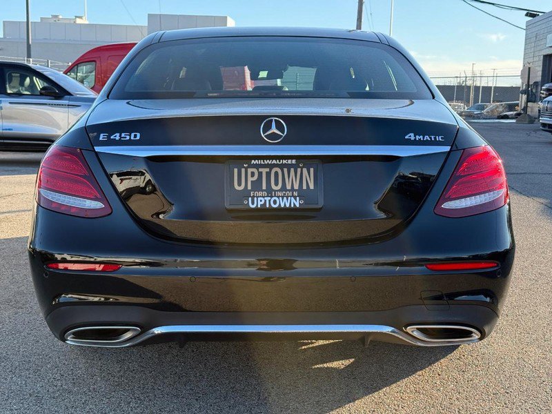 Used 2020 Mercedes-Benz E 450 4MATIC Sedan image 3