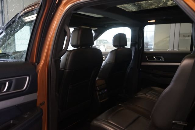 Certified 2017 Ford Explorer XLT w/ Equipment Group 202A image 27
