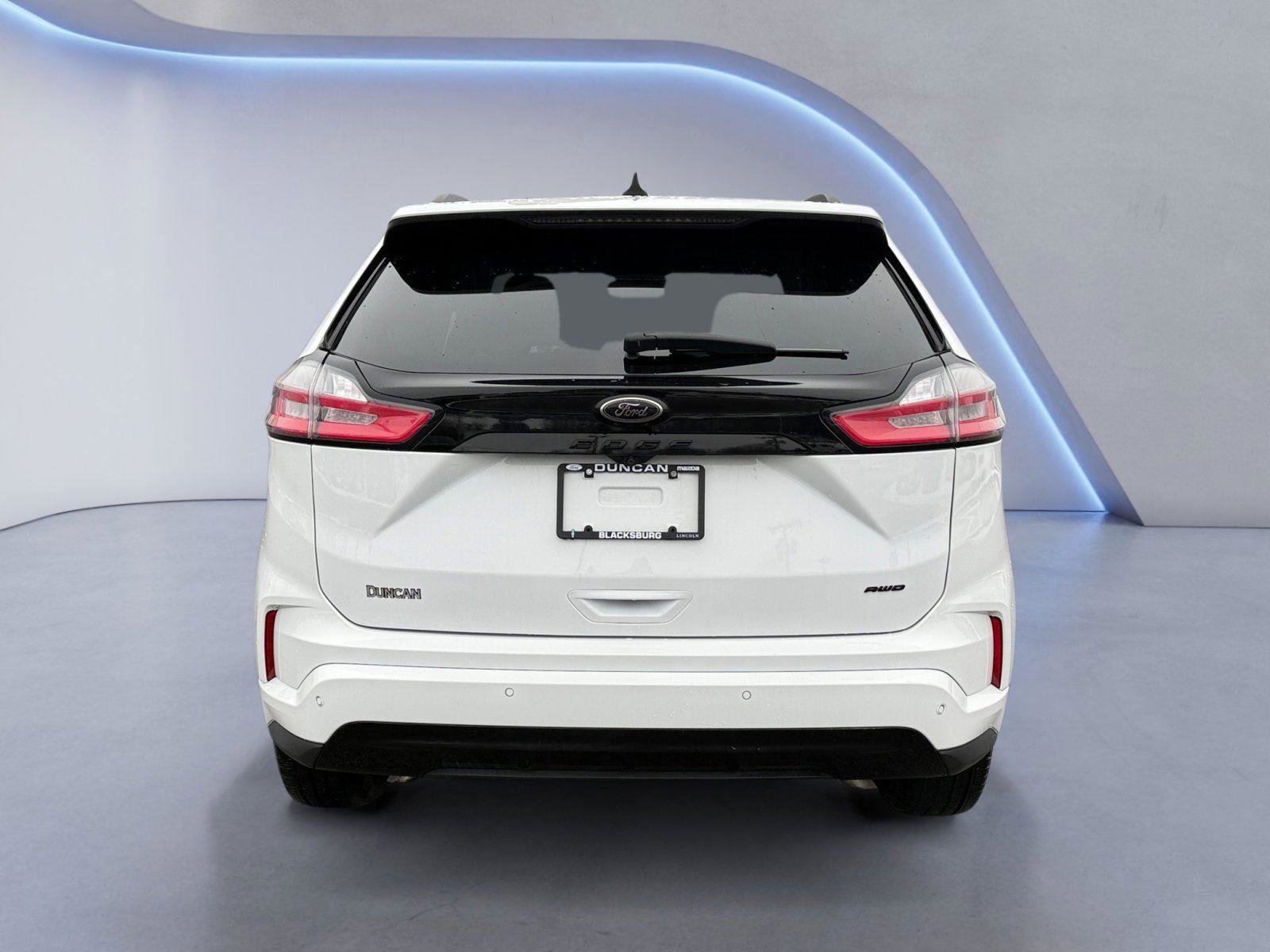 Certified 2022 Ford Edge SE w/ Black Appearance Package image 4